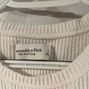 Abercrombie & Fitch Women Top S Ivory 
Shirt Soft A F Cozy Long Sleeve Tee